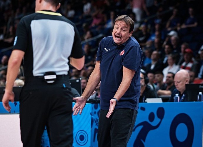 E.Atamanas įžvelgė daug svetimos kaltės (FIBA nuotr.)