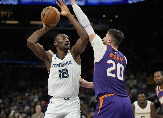 B.Biyombo kraustosi į Oklahomą (Scanpix nuotr.)