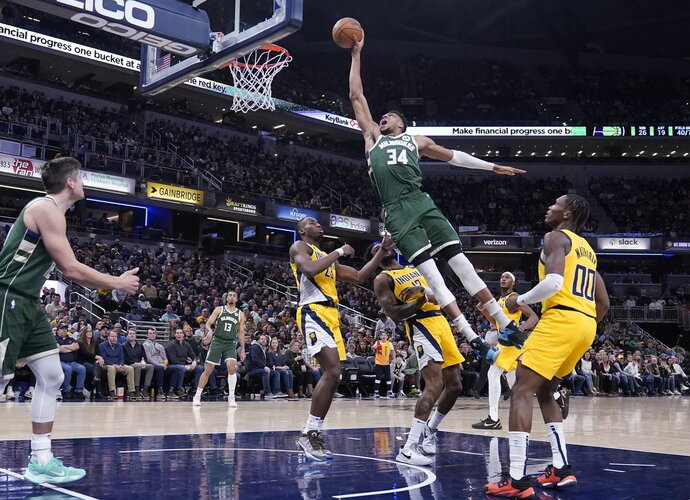 G.Antetokounmpo kūrė dėjimą (Scanpix nuotr.)