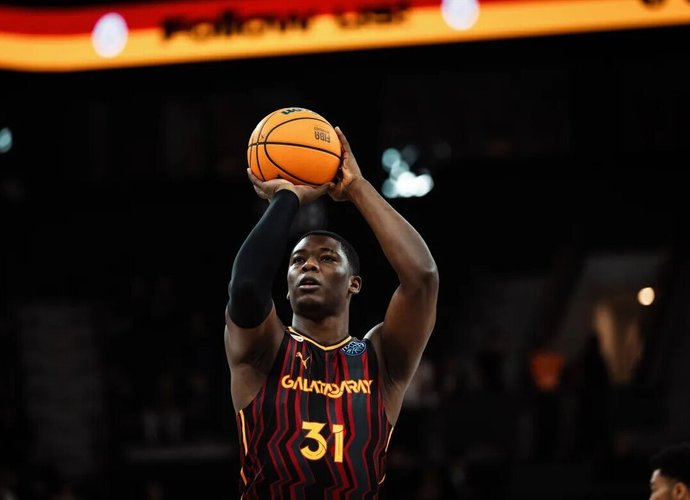 A.Delgado gali keltis į Eurolygą (FIBA nuotr.)