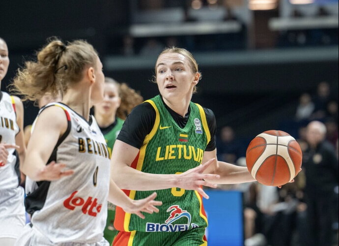 S.Aukštikalnytė žais Lietuvos rinktinėje (FIBA nuotr.)