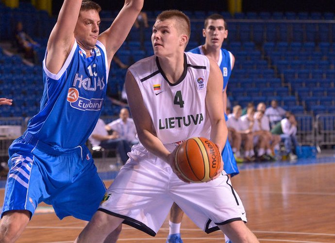 Ž.Riauka surinko net 42 naudingumo balus (FIBA Europe nuotr.)