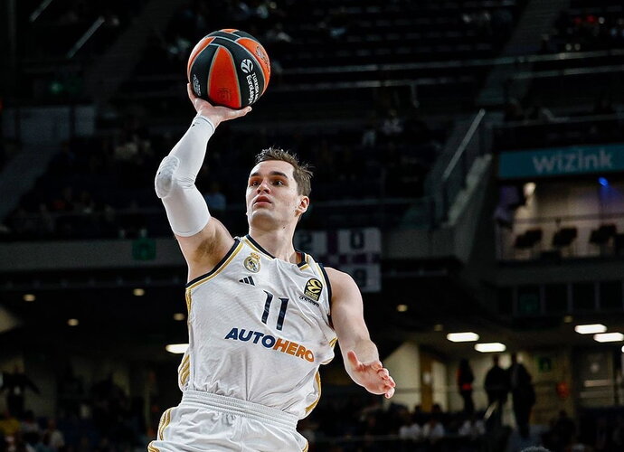 M.Hezonja tempė į priekį „Real“