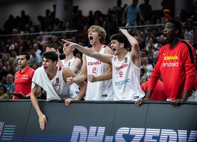Ispanija ir toliau štampuoja titulus (FIBA Europe nuotr.)