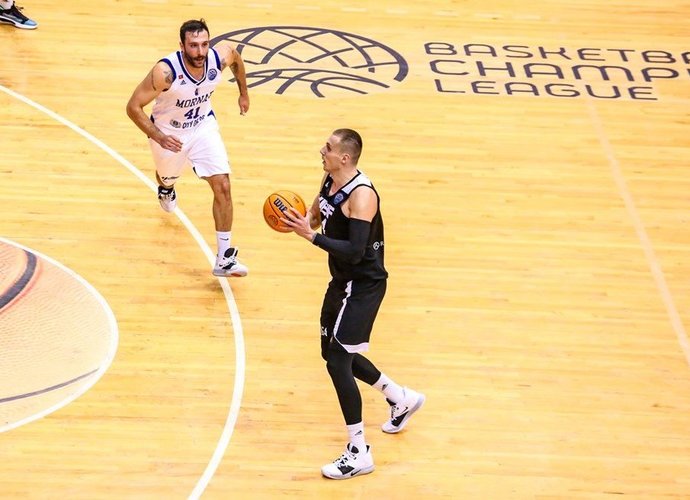 R.Stumbris sumovė itin svarbią ataką (FIBA Europe nuotr.)