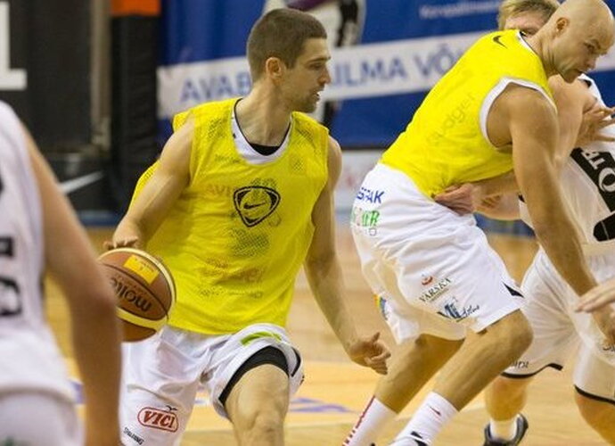 E.Ežerskis surinko 4 naudingumo balus
