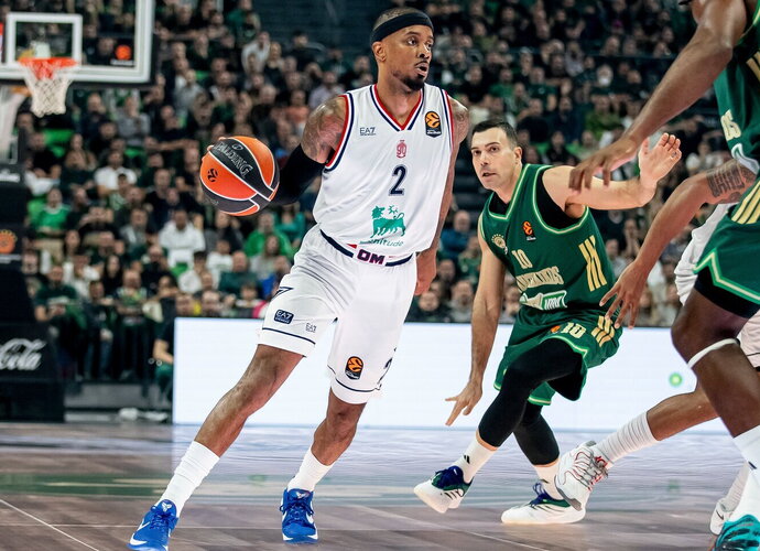 L.Brownas paliks Milaną (Euroleague.net)