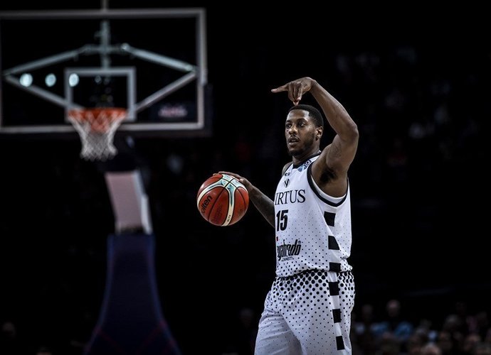M.Chalmersas gins AEK garbę (FIBA nuotr.)