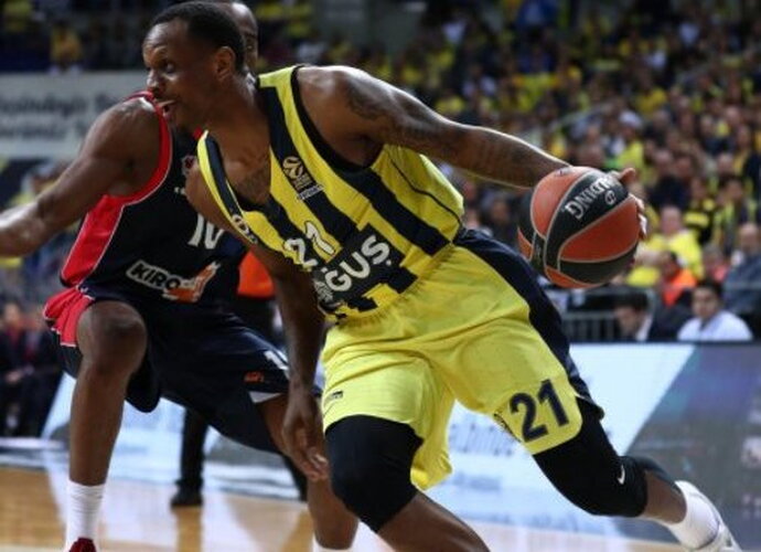 J.Nunnally norėtų keltis į NBA