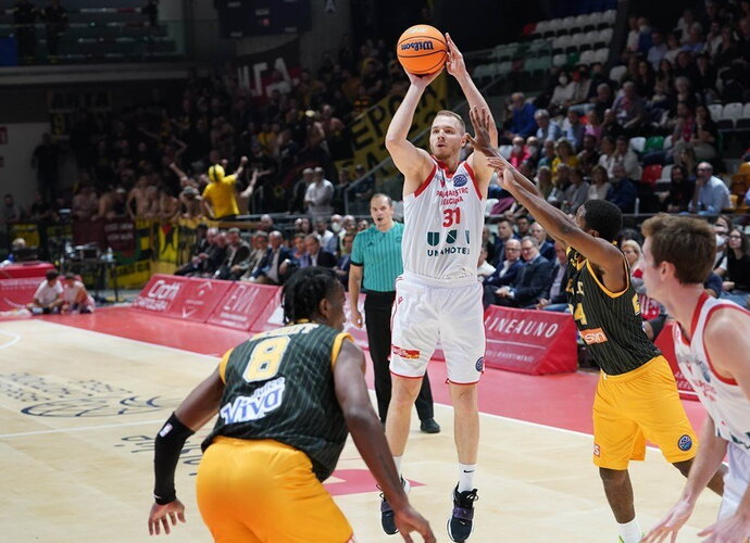 O.Olisevičius pelnė 3 taškus (FIBA Europe nuotr.)