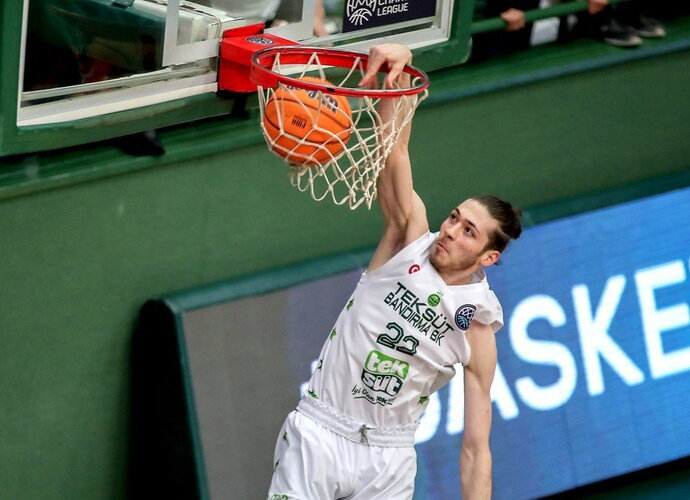 S.Hazeras domina Turkijos grandus (FIBA Europe nuotr.)