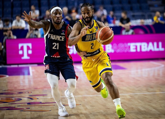 J.Robersonas laukia dvikovos su lietuviais (FIBA Europe nuotr.)