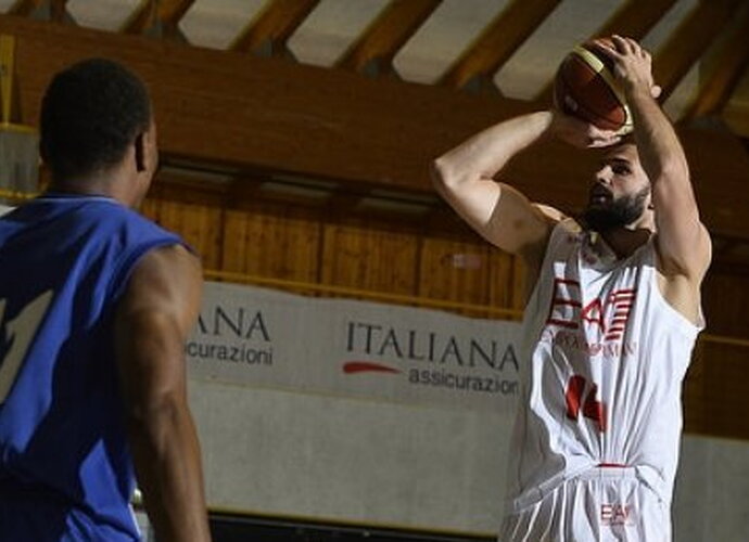 L.Kleiza įmetė 8 taškus