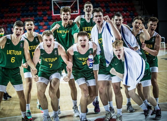 Aštuoniolikmečiai iškovojo pergalę (FIBA Europe nuotr.)