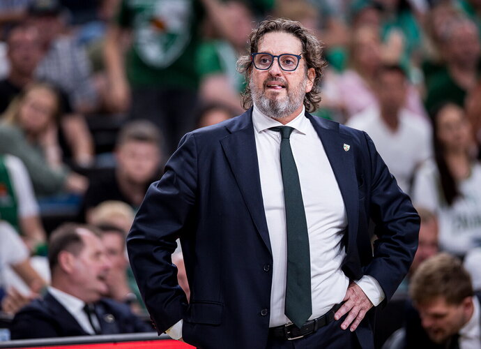 A.Trinchieri atsargiai rinkosi žodžius (Foto: Rokas Lukoševičius)