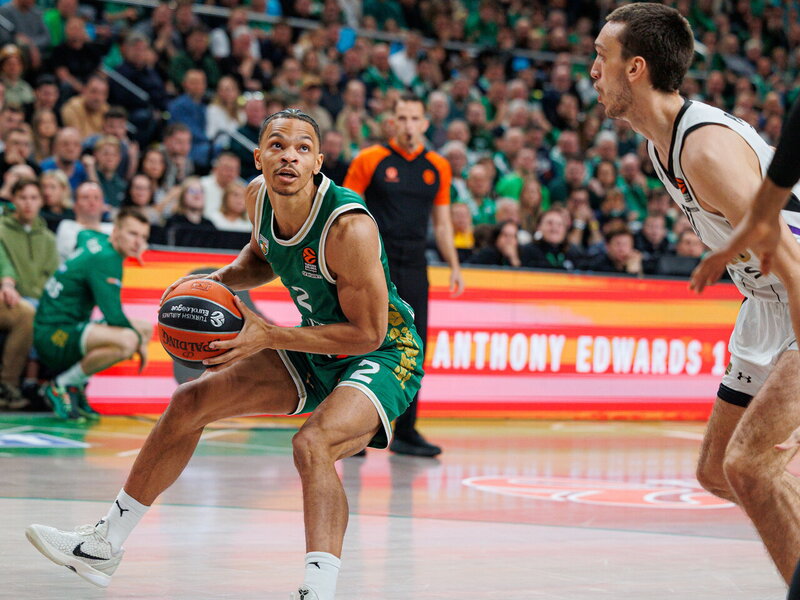 „Žalgirio“ vadovai paaiškino sprendimą pratęsti sutartį su I.Wongu