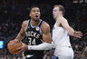 G.Antetokounmpo sustabdė trauma (Scanpix nuotr.)
