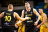 B.Varadiss ir G.Golomanas atsidūrė varžovų stovyklose (FIBA nuotr.)