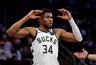 G.Antetokounmpo nori palikti Milvokį (Scanpix nuotr.)