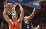 J.Hamiltonas kelsis į NBA