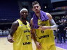 M.Fosteris (kairėje) per mačą renka po 18 taškų (FIBA nuotr.)