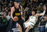 K.Porzingis neatsilaikė prieš N.Jokičių (Scanpix nuotr.)