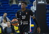 K.Antetokounmpo galingai įkrovė kamuolį iš viršaus (Scanpix nuotr.)