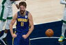 D.Sabonis galingai sustabdė varžovą (Scanpix nuotr.)